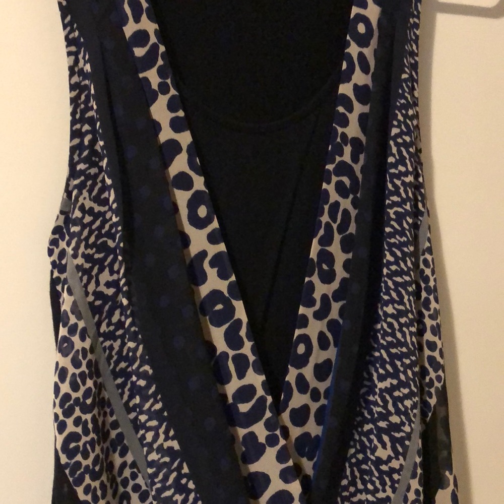 Express Tank Top - Picture 2 of 2